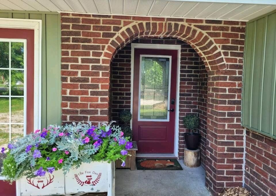 Family Friendly Cottage ☆Walking Distance To Beach Lion's Head Kültér fotó